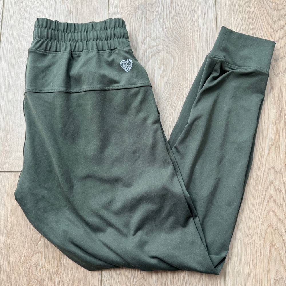 Love Her Shop Joggers Olive Green Medium